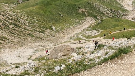 Fotografija s spletne strani Bernd Schmitt na poti