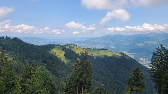 Foto von Bike Rider entlang der Tour