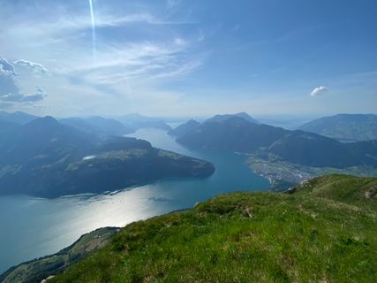 Fotografija s spletne strani Juergen Rehg na poti