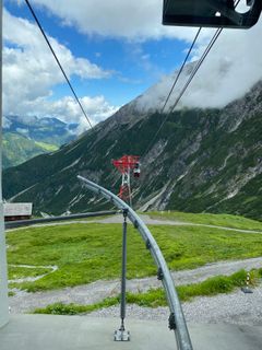 Fotografia z Serdar Uzun na trase