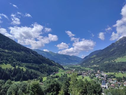 Fotografija s spletne strani Lena Eder na poti