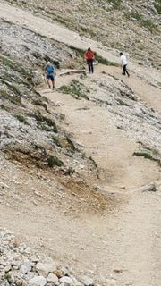 Fotografija s spletne strani Bernd Schmitt na poti