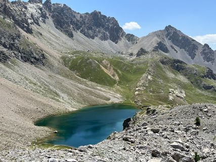 Zdjęcie z Toni Lerda wzdłuż trasy