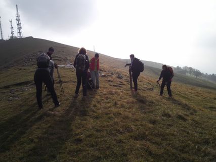 Zdjęcie z Ugo Rocca wzdłuż trasy