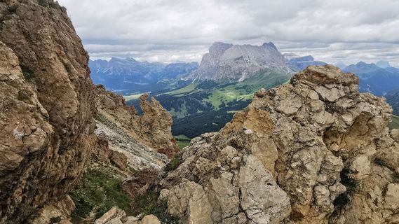 Fotografija s spletne strani Bernd Schmitt na poti