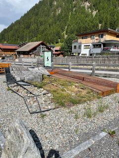 Fotografija s spletne strani Ralf Umminger na poti