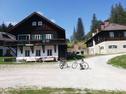Fotografija s spletne strani Raoul Nicolas na poti