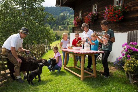 Arche Park mit Obi-Hansl-Hütte