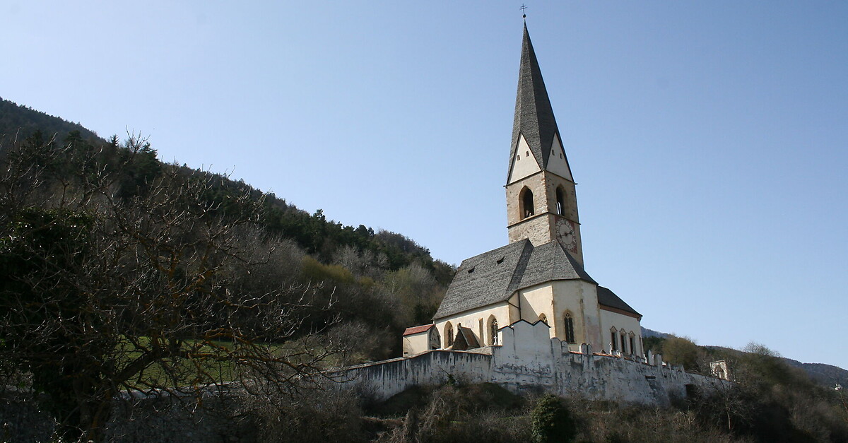 BERGFEX-Sehenswürdigkeiten - Die St. Georg-Kirche - Prad Am ...