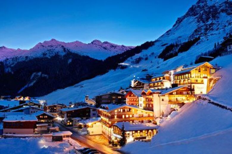 Hotel Berghof - Crystal Spa & Sports