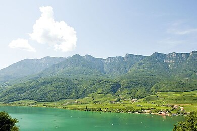 Kaltern am See / Südtiroler Weinstraße