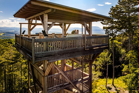 Aussichtswarte Lanzenkirchen / Wiesen