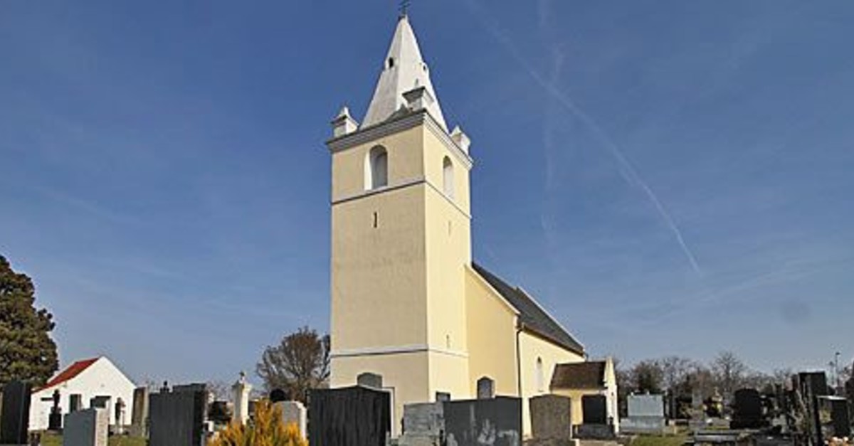 BERGFEXSehenswürdigkeiten Geschichte der Pfarrkirche Neudorf bei