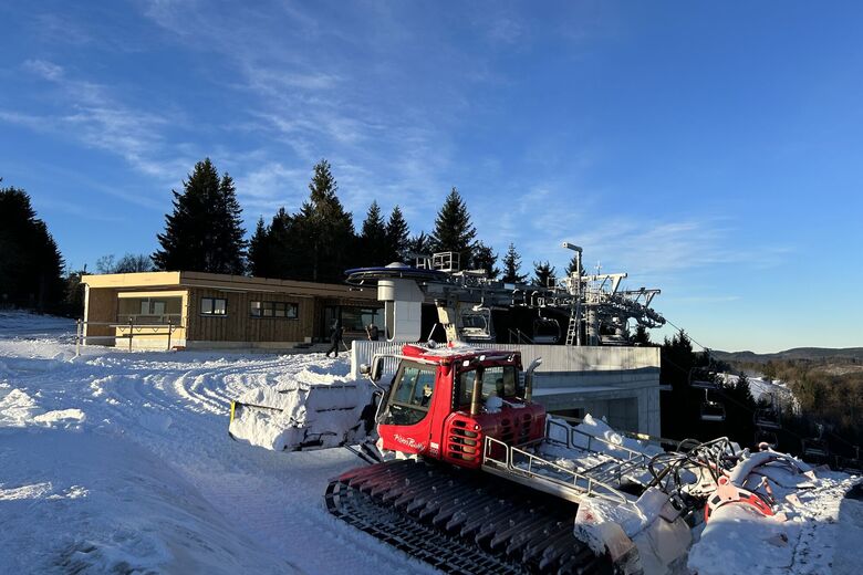 BERGFEX: Ski resort Alpincenter Bottrop - Skiing holiday Alpincenter ...