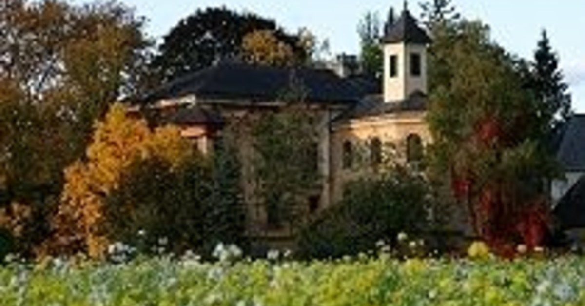 BERGFEXSehenswürdigkeiten Schloss Auhof Perg Ausflugsziel