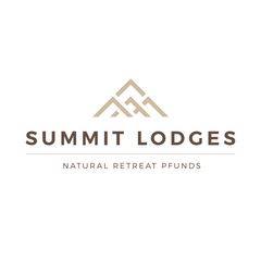 Logotipo Summit Lodges - Natural Retreat Pfunds
