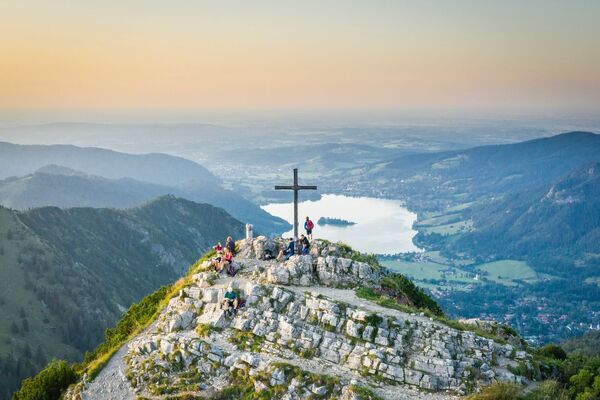 Auf Dem Prinzenweg Vom Schliersee An Den Tegernsee - BERGFEX ...