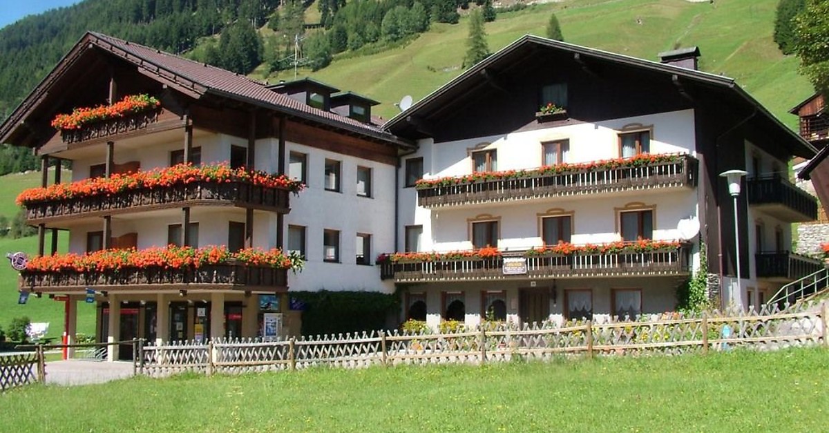 Doppelzimmer Frühstückspension Hauser Defereggental Sommer