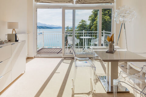 Top Suite