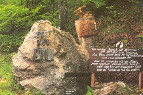 Bergstrasse Farrenau und Wandergebiet Kasberg