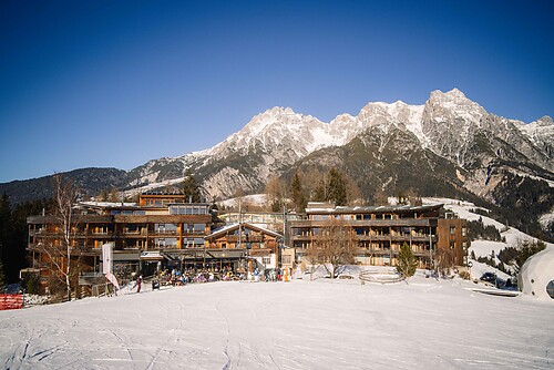Holzhotel Forsthofalm: Ski-in Ski-out im Skicircus Saalbach Hinterglemm LEOGANG Fieberbrunn, SkySpa