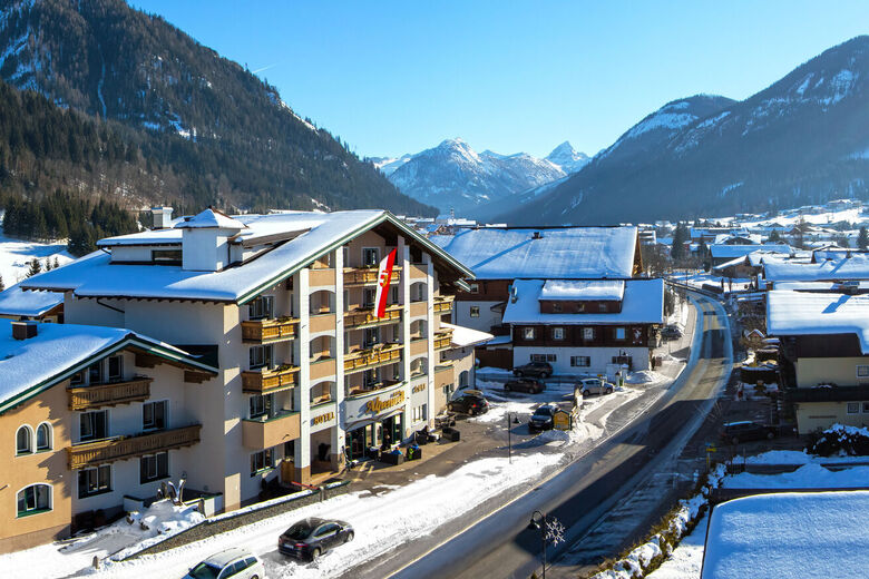 Hotel Alpenwelt