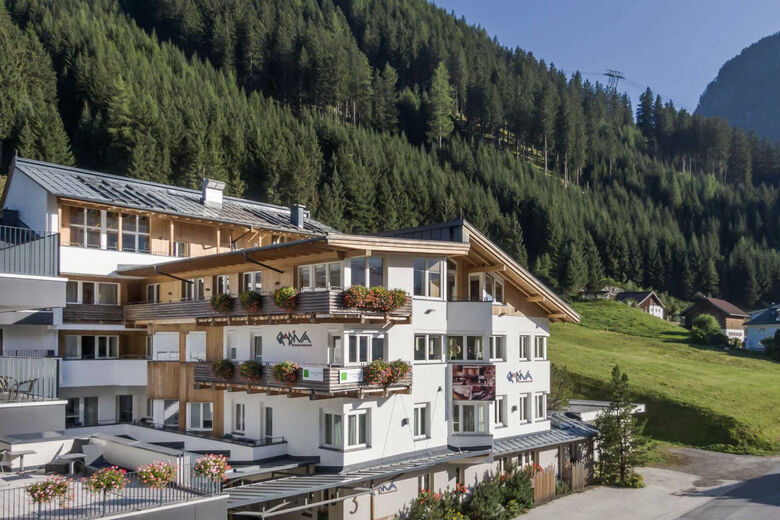 Gradiva Apartments