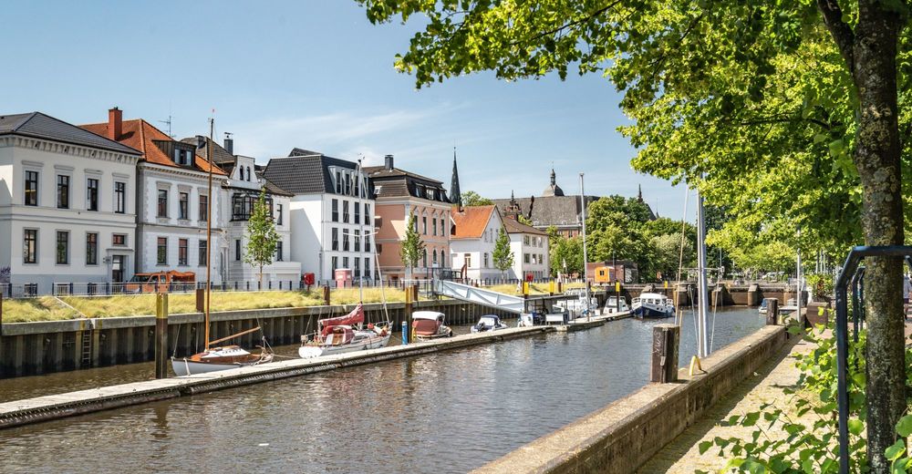 BERGFEXSehenswürdigkeiten Stadthafen Oldenburg Oldenburg
