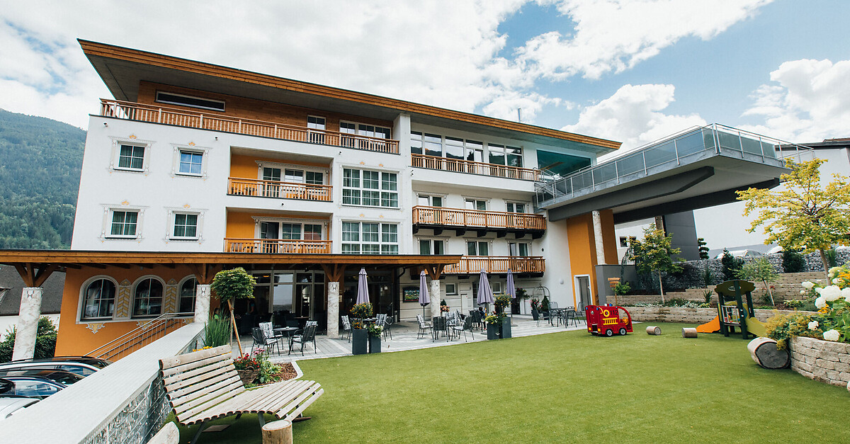 Kinderhotel Stefan Hotel Wenns Hochzeiger Pitztal kinderhotel-stefan-hotel-wenns-hochzeiger-pitztal