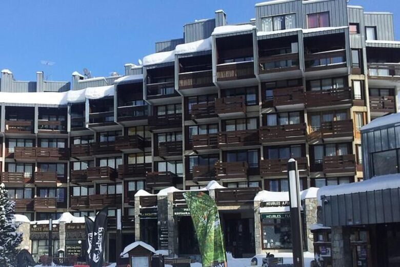 Curling A #1 - Maeva