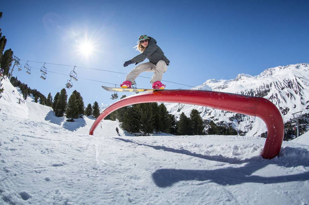 JOY, FUN & SESSIONS IN THE SUN
