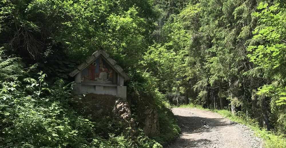 Monte Lussari über Den Alten Pilgerweg - BERGFEX - Wanderung - Tour ...