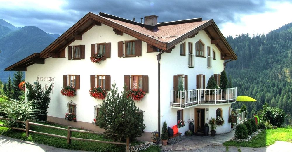 Bergfex Fruhstuckspension Amp Bauernhof Kneringerhof Pension Bauernhof Ferienwohnung Serfaus Serfaus Fiss Ladis