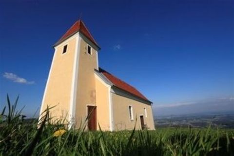 Mesnerhäusl und Kirche St. Pankrazen