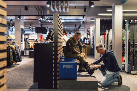 Pure Mountain Equipment - Shop & Rent  - Bergbahnen Gargellen