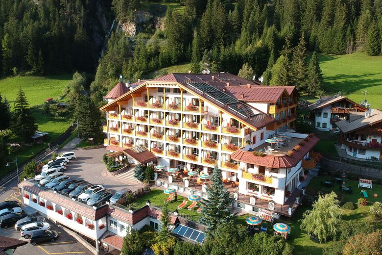 Hotel Césa Tyrol
