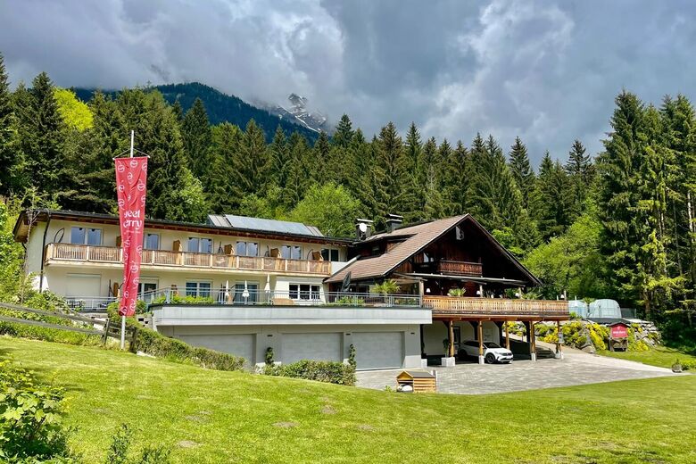 Sweet Cherry Boutique & Guesthouse Tyrol