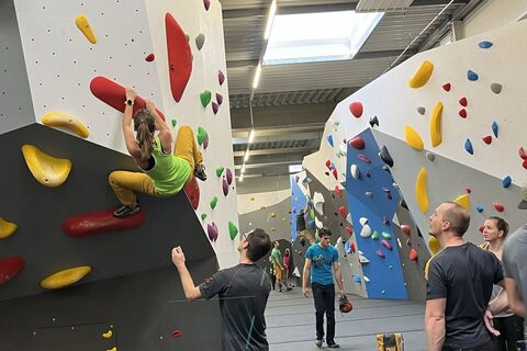 Blocspot Boulderhalle