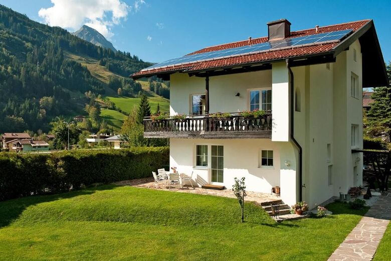 Landhaus Ladinger & Haus Dorferhimmel