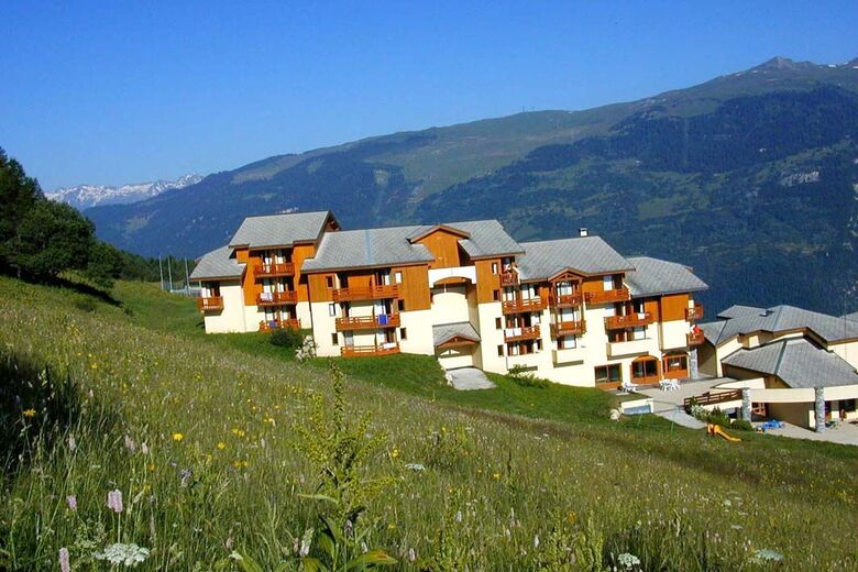 Sowel Family La Lauziere