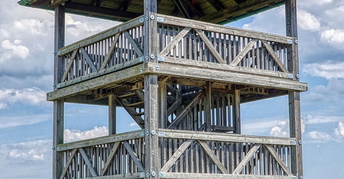 BERGFEXSehenswürdigkeiten Aussichtswarte Engabrunn Grafenegg