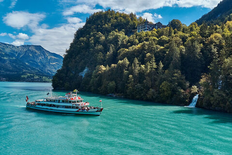 Navigation on the lake of Brienz