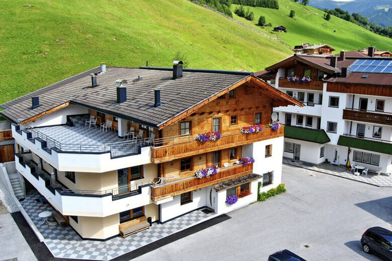 Arbiskogelblick und Gästehaus Hochstaffl