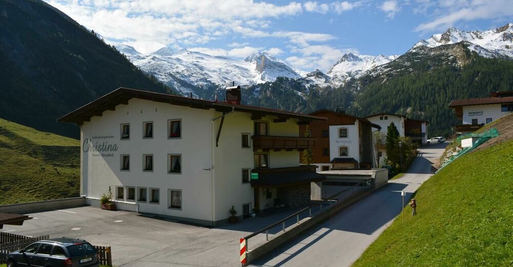 Angebote Frühstückspension Christina - Hintertuxer Gletscher - Sommer