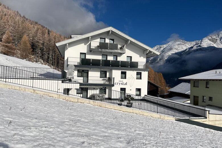 Haus Crystal