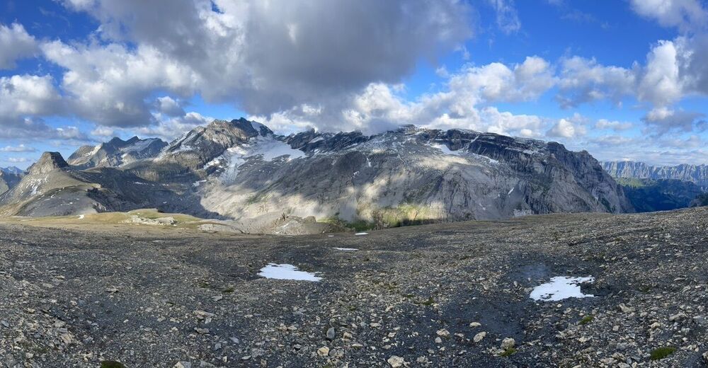 Kistenpassh tte Breil Brigels BERGFEX Hiking Tour Eastern