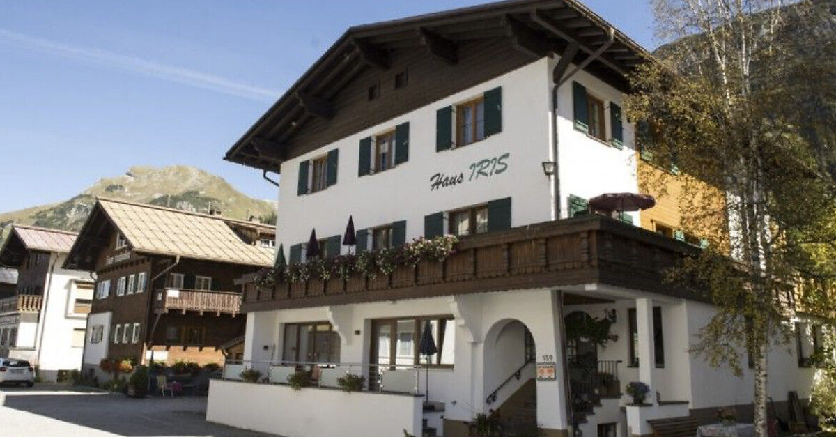 Bergfex: Haus Iris: Pension Lech Lech - Zürs Am Arlberg