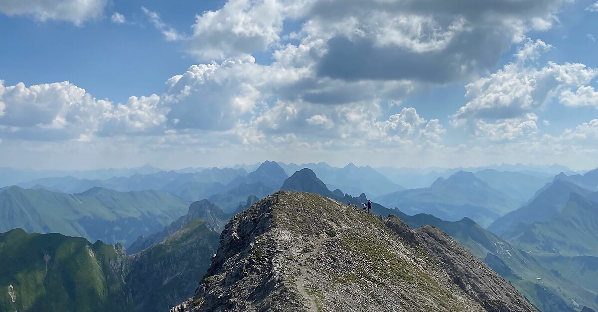 Au Schoppernau Kletternd Auf Den Zitterklapfen Bergfex