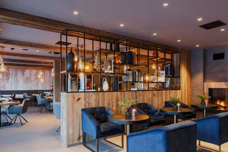 The Matthew - Copper Lodge