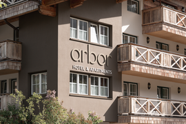 Logo Arbor - Hotel & Apartments